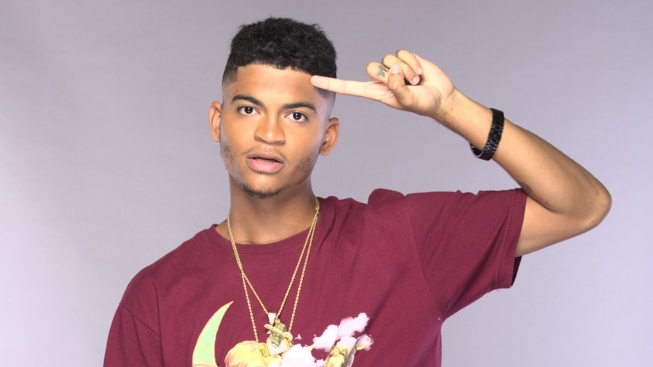 Jovem Dex ressurge com “Safe” e bate recorde de estreia no Spotify